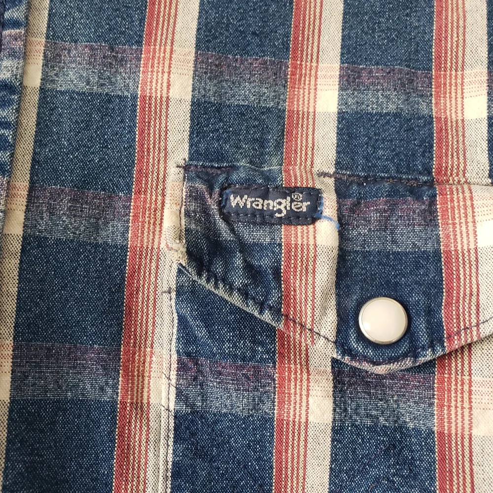 Slim Fit LRG Wrangler Mens Red White Blue Denim Plaid Button Up Western Shirt - Picture 3 of 14
